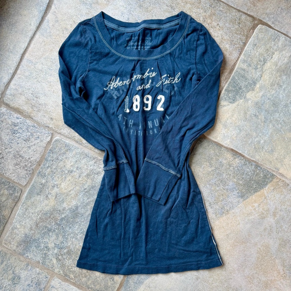 Abercrombie & Fitch Y2K 2000s Navy Blue Long Sleeve Logo Tee Women's Small